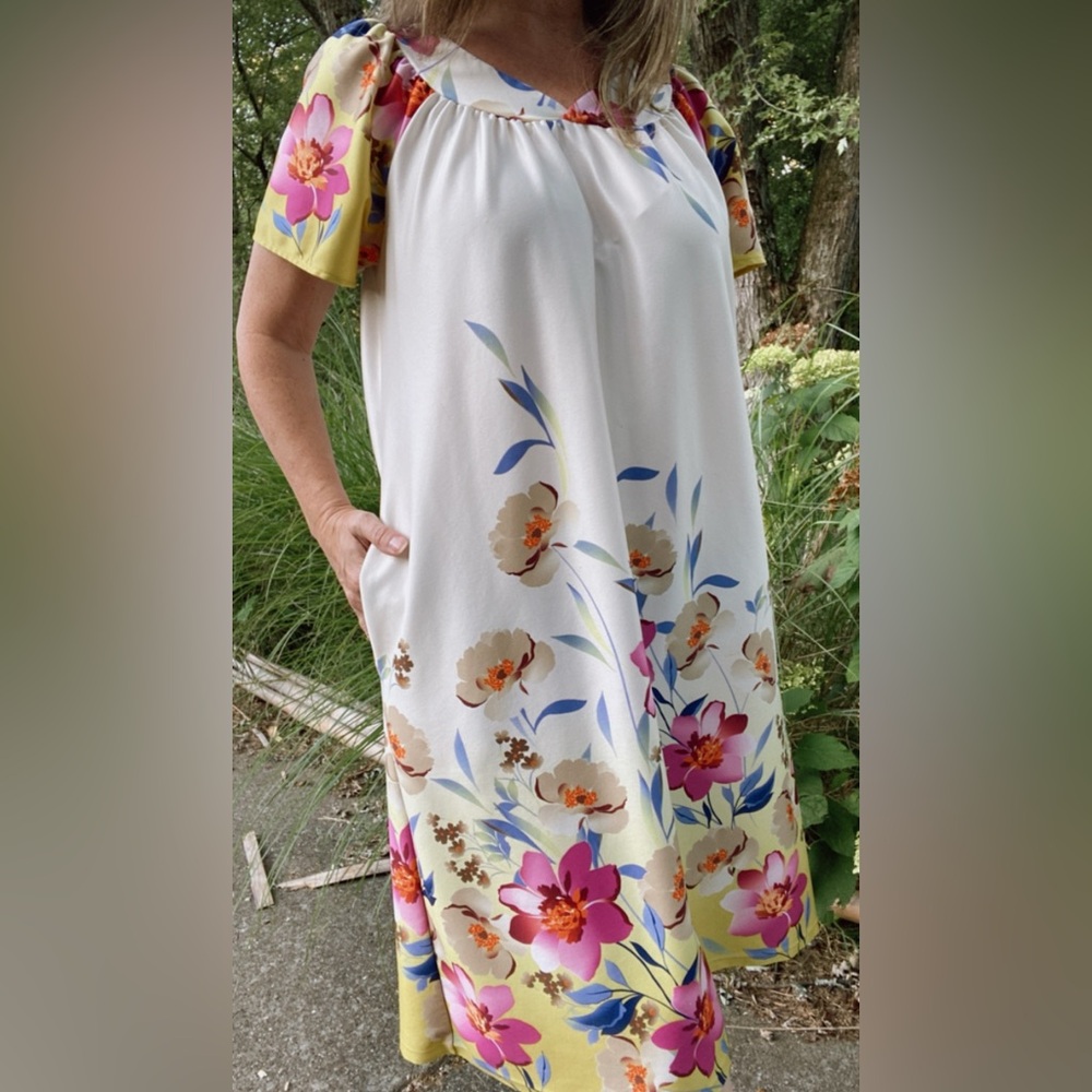 Vintage 90s mumu - Picture 2 of 12